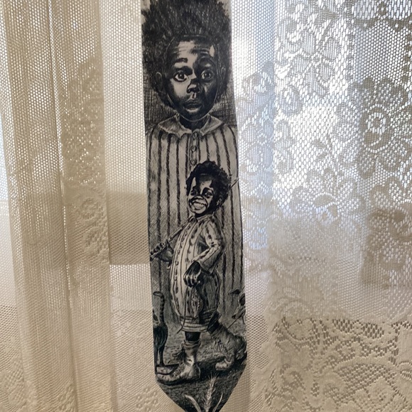 THE ICONIC! ‘BUCKWHEAT’ COLLECTIBLE TIE! - Picture 8 of 11